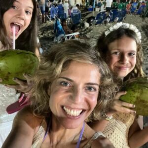 Sandra Felgueiras Instagram - Mudar de ano é como mudar de pele.
É despirmo-nos de tudo o que nos fez mal e preparar o corpo e alma para receber apenas boas energias. Foi isso que fui fazer ao Rio de Janeiro, a cidade dos meus sonhos.