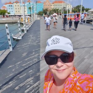 Sandra Kim Instagram - Holidays...february 2024 !! Curaçao 🇨🇼 #curaçao #willemstad #sun #chill #relax