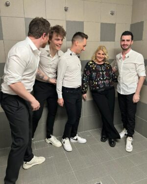 Sandra Kim Instagram - With my boys...my band ❤️❤️🙏🙏🔥🔥 @armanyte @michaelasnot @svenvdw @hermansralph #myboys #myband @benoitlodace #ellebellejuwelen @ellebellejuwelen