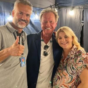 Sandra Kim Instagram - Some great meet and greet  at the night of the proms summer edition 🎤👌😄🙏 #nightoftheproms @nightoftheproms  #koksijde #westvlaanderen  #markking #level42 @markkingofficial #petervanlaet @mamasjasjeofficial #matteoboccelli @matteobocelli @fotografiedoeke @jurgen.delanghe