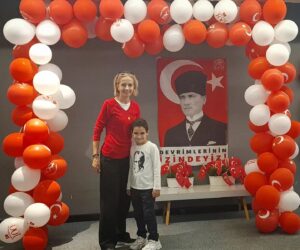 Sanem Balcı Instagram - 29 Ekim Cumhuriyet Bayramımız Kutlu Olsun  1⭕️⭕️🇹🇷🇹🇷🇹🇷
#29ekimcumhuriyetbayramımızkutluolsun #cumhuriyetinyüzüncüyılı #mustafakemalatatürk #atamizindeyiz