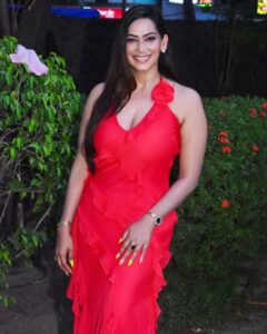 Actress Sanjana Singh HD Instagram Photos and Wallpapers June 2024