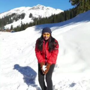 Sanjana dipu Instagram - From the sets of Samara 😇

#Samara #shooting #malayalamcinema #manali #moothon #mulla #snow #rahman #husky #huskypuppy #dad #hamptapass