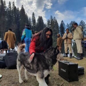 Sanjana dipu Instagram - From the sets of Samara 😇

#Samara #shooting #malayalamcinema #manali #moothon #mulla #snow #rahman #husky #huskypuppy #dad #hamptapass
