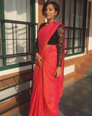 Sanjana dipu Instagram - Some graduate with honours, I am just honoured to Graduate! 
Throw back to Graduation 2K18

#throwback #graduation #school  #globalpublicschool