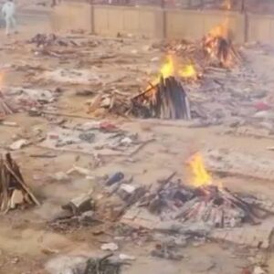 Sanjay Gupta Instagram - The current situation in India has been weighing heavily on my mind — and heart. Much of my extended family lives in Delhi, and they are scared. I urge you to watch this piece from @clarissawardcnn  who is on the ground there.