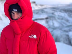 Santi Millán Instagram - ¡El frío a mi nunca me importo! 
#Frozen #thenorthface #iceland