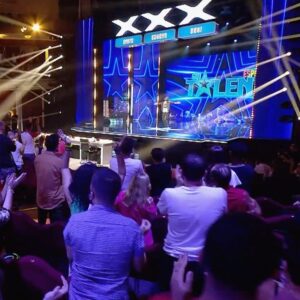 Santi Millán Instagram - ¡¡Que ganas de que lo veáis!! 
Esta noche a las 22:00 en @telecincoes #gottalent #pasedeoro
