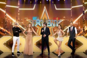 Santi Millán Instagram - Esta noche a las 22:00 estrenamos nueva temporada de Got Talent en Telecinco! Empiezan las audiciones! Ya me diréis que os ha aparecido! 
Os leo aquí! 👇 #gottalent8