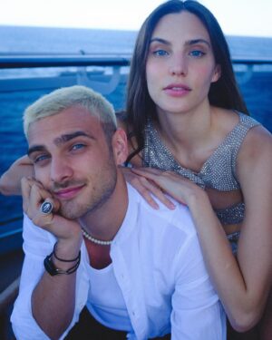 Santiago Achaga Instagram - Happy New Year from Australia 🇦🇺 feliz primer día del año desde @virginvoyages #virginvoyages w/ @macabeso 
📸: @ren.soifer