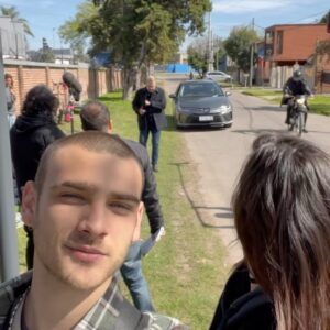 Santiago Achaga Instagram - Un proyecto más. Gracias a toda la gente que me llevo conmigo. Es muy difícil resumir 8 meses de rodaje en un solo posteo; este es mi mejor intento. Con mucho amor ♥️ (si estuviste en el rodaje y no dejas un comentario en el posteo no cuenta)