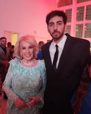 Santiago Korovsky Instagram - Una alegría haber sido invitado a los Personajes del Año de la revista Gente.