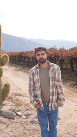 Santiago Ramundo Instagram - 🌵🍇❤️
.
.
.
Lookazo de @prototypearg