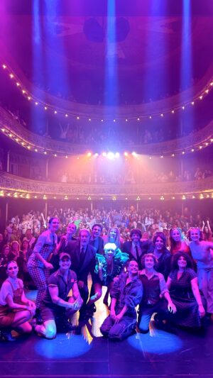 Santiago Ramundo Instagram - ¡SÁBADO DE LOCALIDADES AGOTADAS!
GRACIAS, GRACIAS, GRACIAS 🙌🏼💖🎭 ¡Qué genial!
