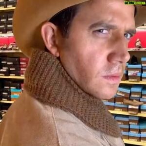 Santino Fontana Instagram - Back by popular demand.  Enjoy this @kinosianandblair classic! Merry Christmas, everyone!