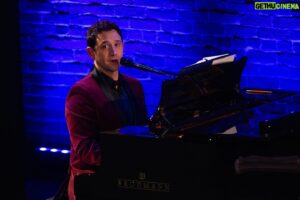 Santino Fontana Instagram - A throwback to Broadway in Worcester’s Evening with Tony Award winner Santino Fontana with @andrewbourgoin on piano. Santino spent the day with our community providing a free master class to over 175 Worcester area students and arts educators and delighted a sold out audience with a spontaneous night of some his favorite songs and showbiz stories at the @jmacworcester BrickBox.

Photography by @amymaephoto 

Educational programs supported by George F. and Sybil H. Fuller Foundation, Fletcher Foundation, the @worcesterartscouncil - a local agency, which is supported by the @masscultural - a state agency, @collegeoftheholycross and @unibankma