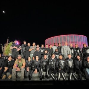 Saori Izawa Instagram - John wick Chapter4

The movie is now showing in Japan.Thank you so much @kawakou85 and @chadstahelski for giving the opportunity.

I feel so blessed to be  @rinasonline Rina’s stunt double. I've really enjoyed spending the time with her.

I’m so proud to join this stunt team. Their skills are truly inspiring. I hope we can work together again soon🤞

Thank you guys!!!