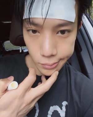 Sapol Assawamunkong Instagram - . a varietiy of ma selfies💕