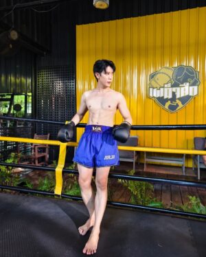Sapol Assawamunkong Instagram - . เผด็จศึก🥊💛 #WandeeGoodday
