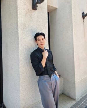 Sapol Assawamunkong Instagram - . วันก่อนครับ แวะไปวิ่งเล่นมาครับ🏛️😂