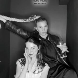 Sara Coates Instagram - As of late 💖