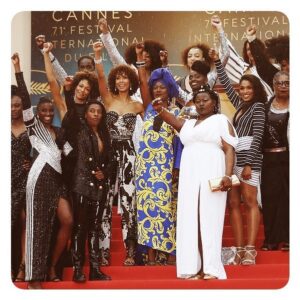 Sara Martins Instagram - “Noire” a éclairé le tapis rouge ce soir ✊🏾
#balmainarmy 
@nadegebeaussondiagne
@soniarolland
@aissamaiga
@sabinepakora
@rachel_khan88
@mariephilomenenga
@matagabin
@saramartinsofficiel
@assasyllaoff
#francezobda
@haidaraeye
@karidjatoure
@magaajyia
#firminerichard
@shirleysouagnon
#maïmounagueye
@diasporact
@noirenestpasmonmetier