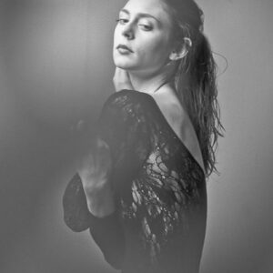 Sara Mitich Instagram - Challenge accepted 🙏🏻💗
.
A throwback to memories of my dancing days. And all the women in my life who shaped me along the way. My mother, my sisters, my grandmother. All the women at the National Ballet School. All the women throughout university. All the women I have inspiring and supporting me now, and forever. Thank you. 
.
@ksuemurray @liberalhamlet 
.
#womensupportingwomen 💪🏻👯🙏🏻
.
Photo by the one and only Daniel Garcia💫