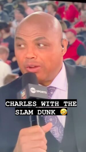 Sara Racey-Batraville Instagram - 😭🤭🫣 @charleswbarkley 

#nyc #charlesbarkley #finalfour #slamdunk #tnt #finalfour #finalfourphoenix #glendaleaz #ncaa