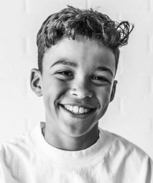 Sara Racey-Batraville Instagram - When your amazing friend asks to take some shots of your child (he never sits still for me!) I say “heck yes!” and they are absolutely amazing! Thank you @begsfam — you captured our little man perfectly for Mother’s Day gifts 🖤🙏🏽⭐️ I think Pierre and I are in for some trouble when he gets older 😅🥹