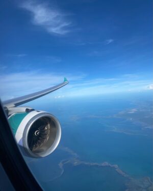 Sara Santos Instagram - Endless Blue 💙

 #travelling  #traveler  #tourism  #travelingram #travel #travelblog