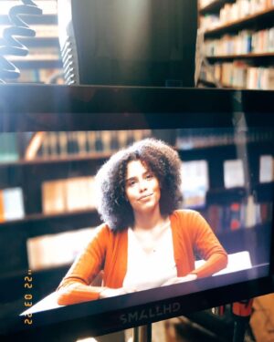 Sara Santos Instagram - Cabe-nos a nós construir um futuro melhor.
Na @universidadeautonomadelisboa temos a possibilidade de nos munirmos dos melhores ensinamentos e acima de tudo ser feliz. É um orgulho fazer parte do que aí vem. Obrigada a toda a equipa, pelo dia que nos proporcionaram🌟