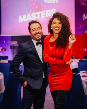 Sara Santos Instagram - Gala @vanguardstars, há 5 anos a fazer história. É um orgulho fazer parte desta família e que bom momento vivido na tua companhia @sandrobernardo. Obrigada **
#tenis #tenisfeminino #tenismasculino #masters #vanguardstars