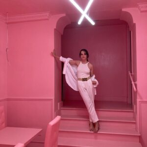 Sara Serraiocco Instagram - Pink is my fav color, ever

#pinklife 
#freedom 
#estatiromane