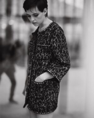 Sara Serraiocco Instagram - The beauty of  #chanelmetiersdart 

Thanks to @chanelofficial @chanel.beauty 

Press office @upgradeartist 
Styling @valeriajmarchetti