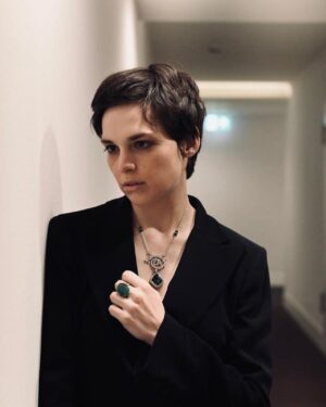 Sara Serraiocco Instagram - Getting ready for tonight at @berlinale 
@europeanfilmpromotion 

Look @marcogerbellaorafi #avd 
@albertaferretti 
@jimmychoo 

Ph @oliverwalterscheid 
Press @upgradeartist 
Styling @valeriajmarchetti 
Look @albertaferretti 
@marcogerbellaorafi #adv 
@jimmychoo