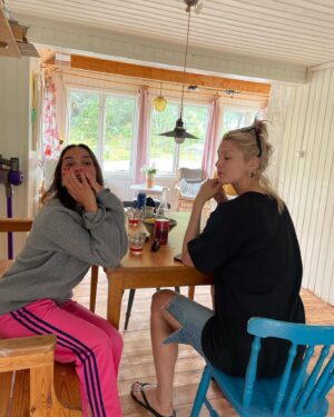 Sarah Gustafsson Instagram - 💖💖💖💖💖