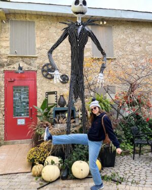 Sarah Rotella Instagram - Spooky scary