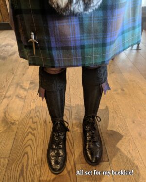 Saransh Goila Instagram - *That Hawa ka Jhonka* kinda pose! Thanks @kenscotguide @gordonnicolsonkiltmakers for making me wear this with such style.

Yearly reminder of the most comfortable outfit I've ever worn in my life (the right way with nothing inside) and I think I've aced the art of wearing a kilt now a couple of times! Aside from the light humour - loooove these Scottish kilts, their style, full respect to my Scottish brothers and oh man the lsle of Skye (one of the most beautiful places on our planet) I miss being there!

My kilt skills are yay or Nay?

.

.

#kilts #scottish #indianchef #kilt #fashionista #cheflife #isleofskye #nature