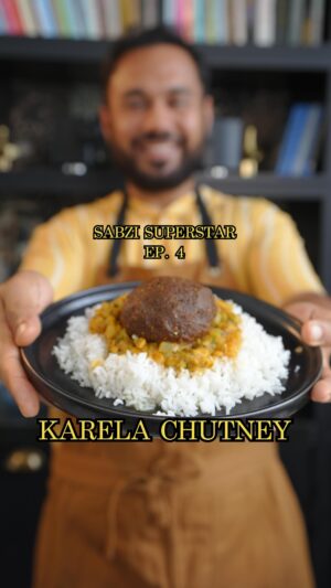 Saransh Goila Instagram - Can you belive this is Karela? Episode 4 of SABZI SUPERSTAR is here and it’s all about the not so liked Karela! I’ve grown up eating karela & if you are someone who hasn’t tried this vegetable before, trust me try it this way. This chutney when mixed with hot rice & ghee is truly soul satisfying. Will you try this recipe at home? Now that Tinda, Arbi, Baingan & Karela are done, which sabzi should we pick next? 
.
.
Karela Chutney 

Peel & slices 4 Karelas 
1 tsp Salt 
Soak the karela for 15 minutes 
& squeeze out excess water 

1/4 cup Oil 
Add the karelas 
& fry till GBC 🤤🔥😮‍💨

2 tbsp Oil 
A handful of Garlic cloves 
2 Dried red chilies 
1/2 tbsp Urad dal 
1/2 tbsp Chana dal 
A few curry leaves 
A handful of Peanuts 
1/2 tbsp White sesame seeds 
A pinch of Hing
Mix well 
1/2 a piece if Tamarind 

Mix well & sauté till golden 
Cool it down 
Add it to a blender 
Add the karela
1 tsp Red chili powder 
Salt to taste 
1/2 tbsp Sugar 
Blend everything well 

Serve hot with dal chawal 🤤

Delishaaas 🔥