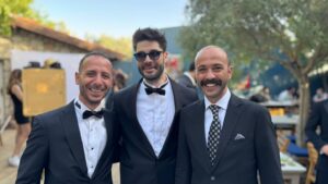 Sarp Akkaya Instagram - Güleriz bazen 🫶🏻😎