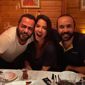 Sarp Akkaya Instagram - Ohh bee 😎🎈