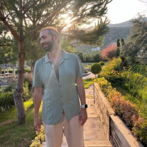 Sarp Bozkurt Instagram - Assos dump