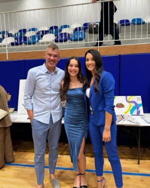 Šarūnas Jasikevičius Instagram - Middle school graduate!!!Very proud of you Aila!!!