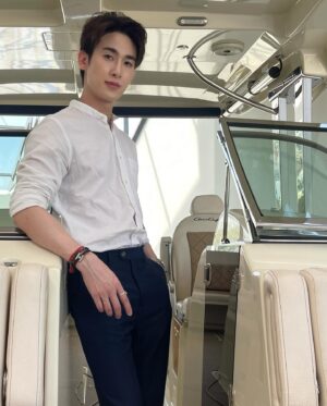 Sarunsathorn Tanawatcharawat Instagram - 🗺️🚤🌊 @chriscraft.th 
#chriscraft #chriscraftboats #chriscraftthailand 
#americasboatbuildersince1874 #travel #boat