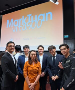Sarunsathorn Tanawatcharawat Instagram - เปิดตัวแล้วนะค้าบ #vita500 วิตามินซีจากเกาหลี พี่มาค @marktuan เป็นพีเซ็นเตอร์ด้วย @vitadailystick ยินดีด้วยกับพี่ชายทั้งสองนะค้าบ🥰 @omlondon @maxiiin_