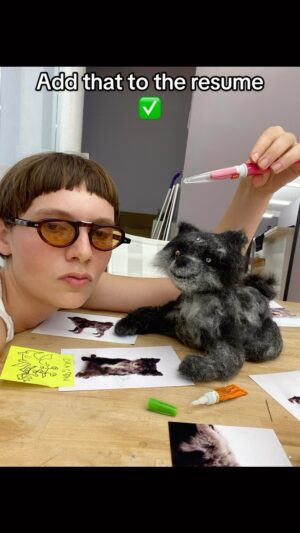 Sasha Frolova Instagram - Mission: Make a replica of the iconic Pow Wow (Collina Strada, Vogue, CW’s Gossip Girl) using only his own fur. I must say when this task was bestowed upon me I had no idea if it was possible. I can now say with confidence, dreams do come true. Reduce, reuse, recycle. Make a sculpture from your dogs hair. Send it down the runway. If you have a long haired dog and desire to spend 20 hours making a sculpture, too, dm me and I will give you some pointers. 

@collinastrada SS ‘24
Model: @m.a.nn.at