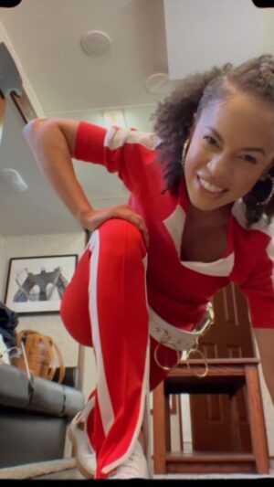 Sasha Hutchings Instagram - Say less… Hope is swooping back in for another gathering session! 

Your would be (maybe still could be?) maid of honor is still on deck in post break up hype woman ready set go mode. Love my girls 💕

Don’t leave me alone in a trailer and a track suit.