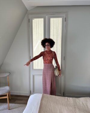Sasha Hutchings Instagram - Sit down it’s my birthday.
solstice babyyyyy 🌓