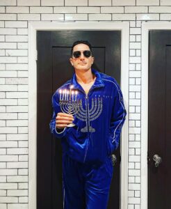 Actor Sasha Roiz HD Instagram Photos and Wallpapers December 2021
