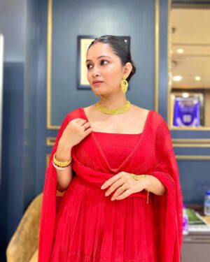 Satirtha Debnath Instagram - 🌹🌹